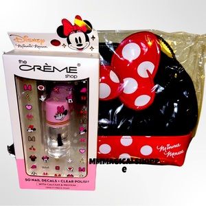 Disney Minnie Mouse Red Polka Dot Trim makeup/Travel Bag w/Minnie Decal Nail Kit